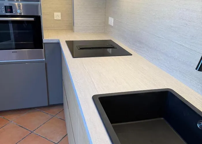 Maxime 8 Personnes Piscine Privee Et Proche De La Vakantiehuis *