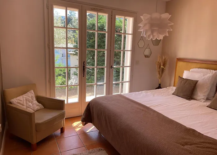 Holiday home Maxime 8 Personnes Piscine Privee Et Proche De La